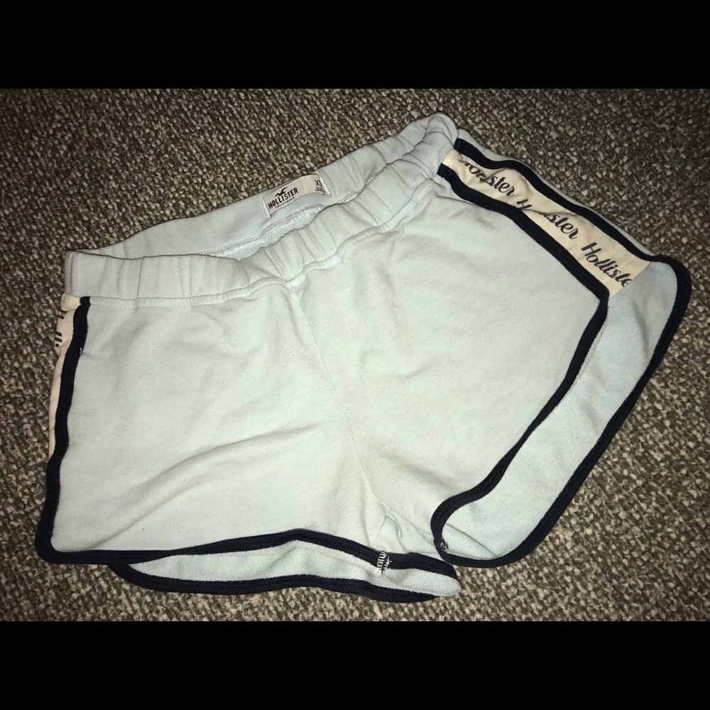 ⚠️SOLD⚠️hollister shorts